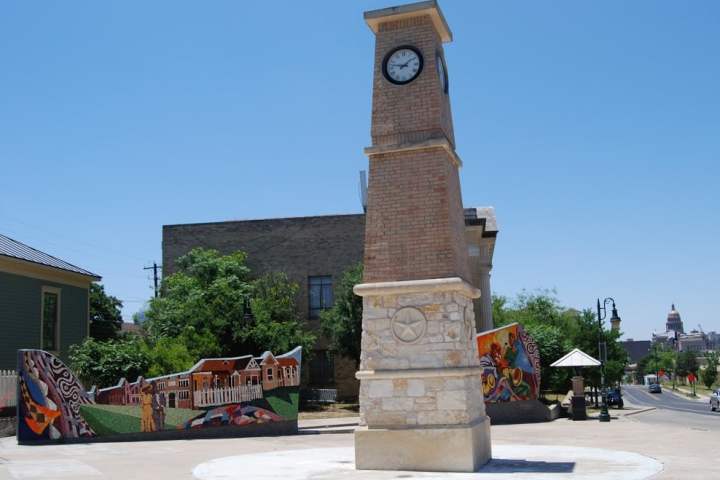 Clock monument