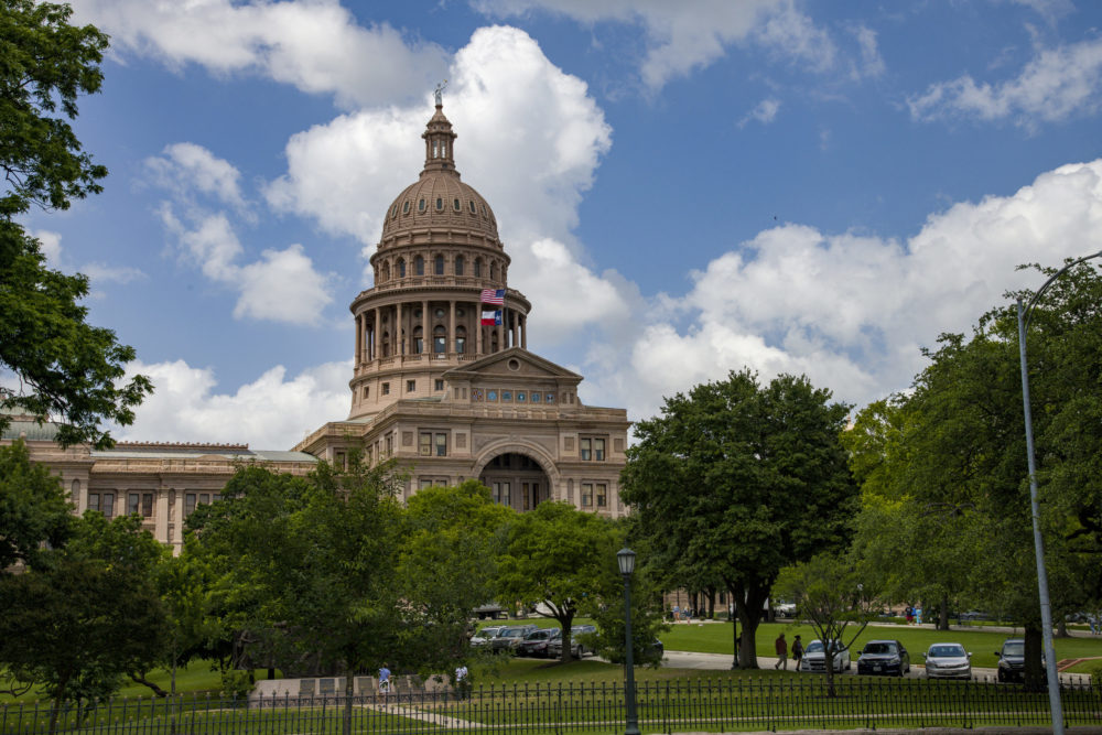 Capital_Front_5.23.19_3000 Granite capitol building